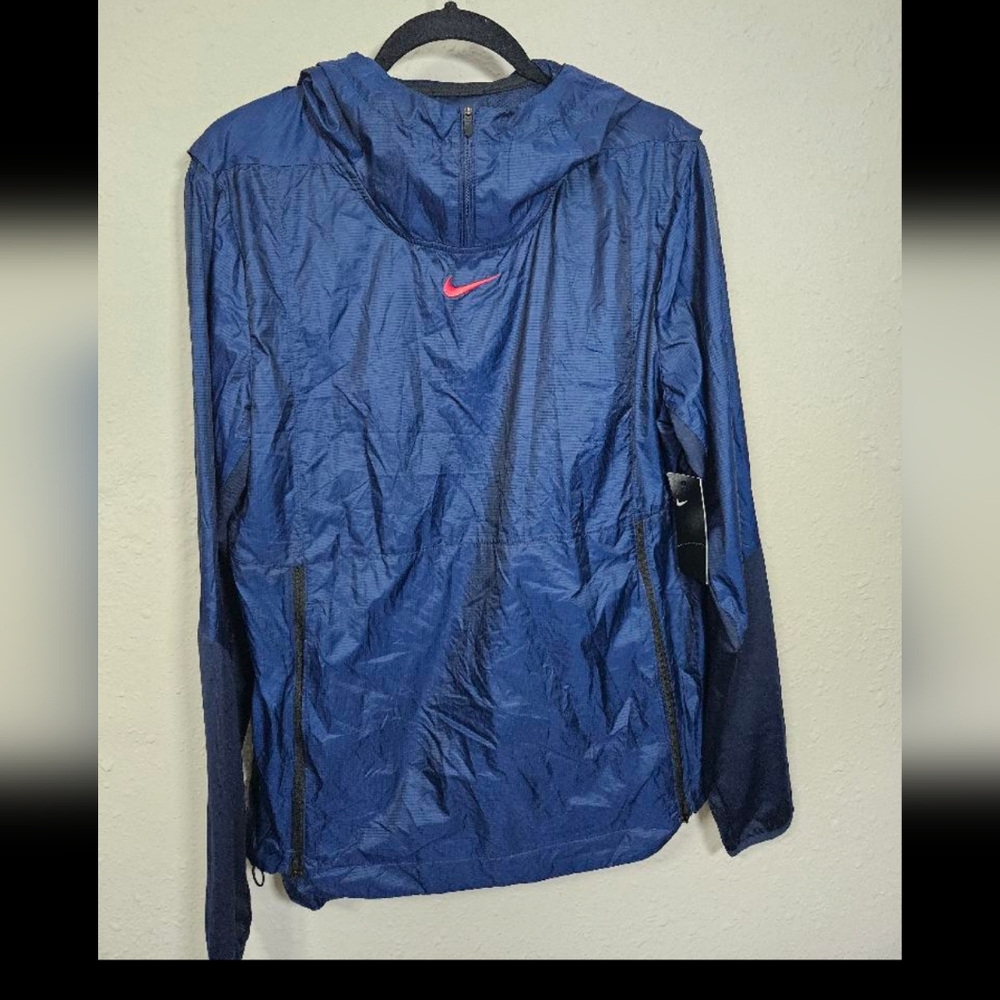 Nike Men's Lightweight Fly Rush Jacket SMALL 908418 